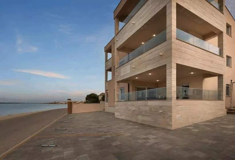 Apartments Vista Royal