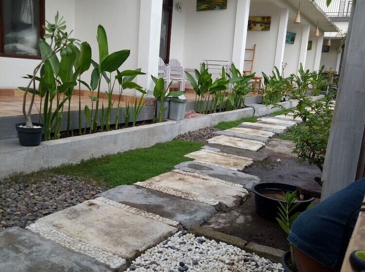 تختخواب و صبحانه Palm Trees Villas