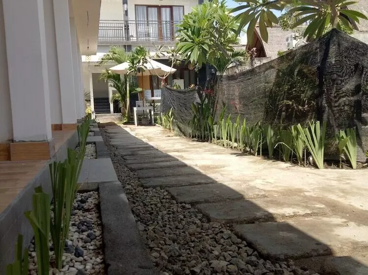 تختخواب و صبحانه Palm Trees Villas