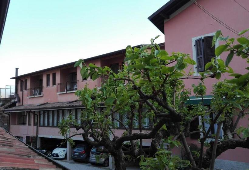 ホテル Albergo Giardino