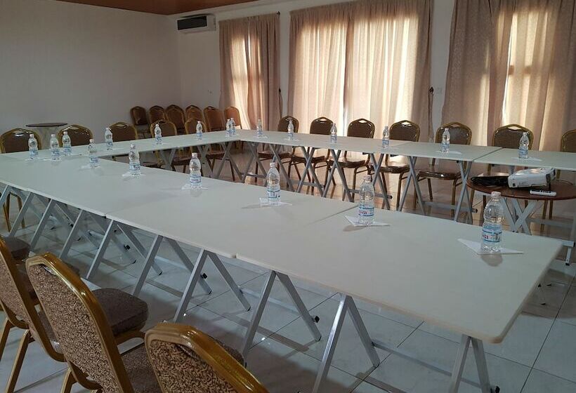 هتل Blue Sky Abissa Lodge 2