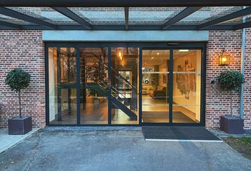 ホテル De Kastanjefabriek