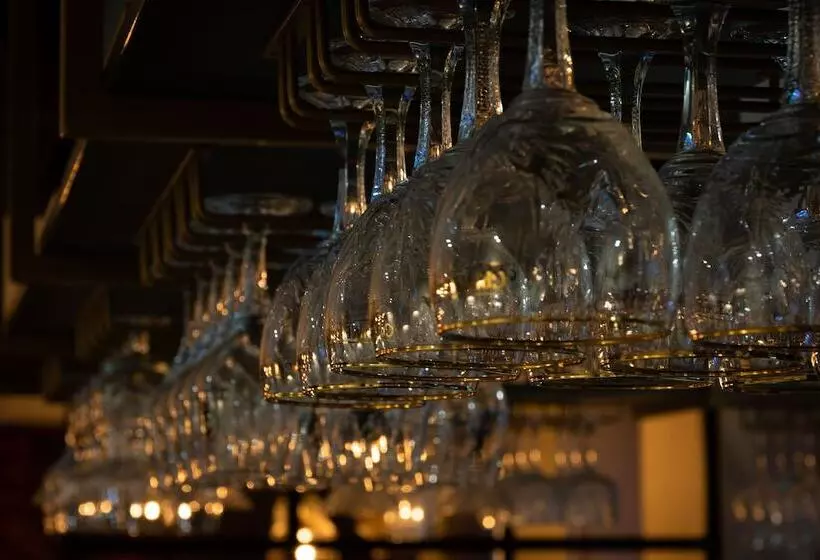 ホテル De Kastanjefabriek