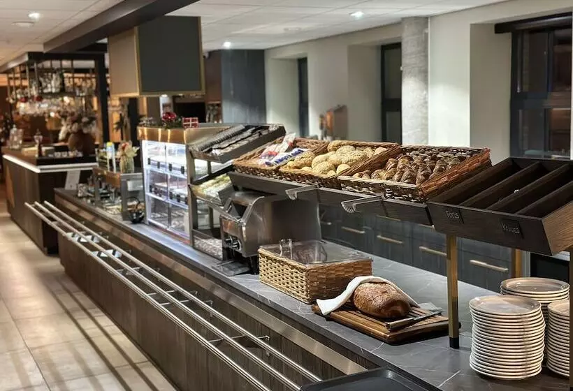 ホテル De Kastanjefabriek