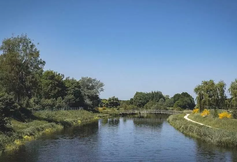 ホテル De Kastanjefabriek