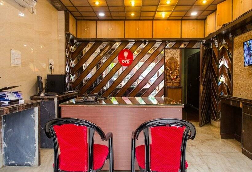 Hotel The Banquet By Oyo Rooms