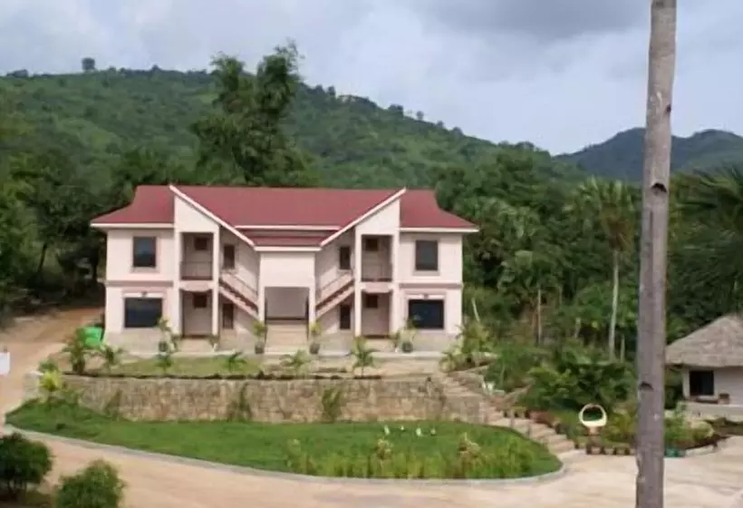 هتل The Eternity Resort