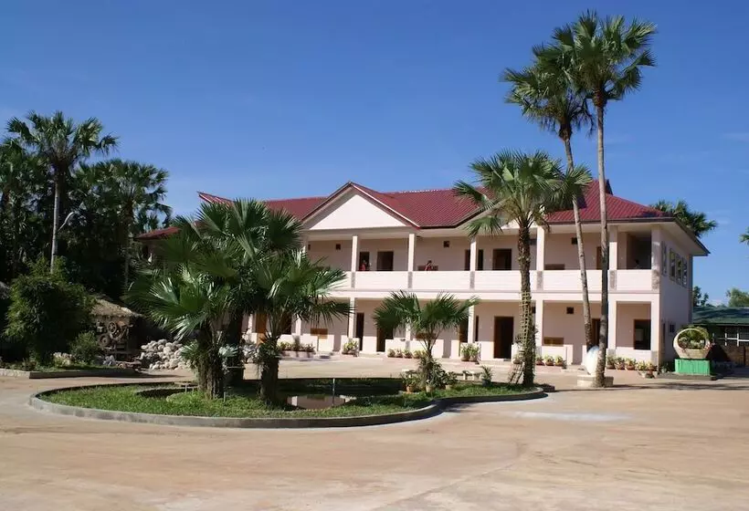 هتل The Eternity Resort