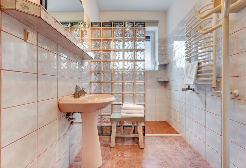 Lion Apartments Sopockie Klimaty