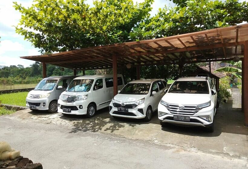 פנסיון Alamanda Family Villas & Pool