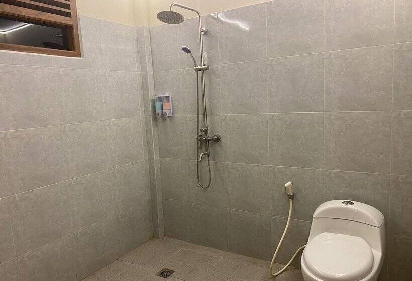 פנסיון Alamanda Family Villas & Pool