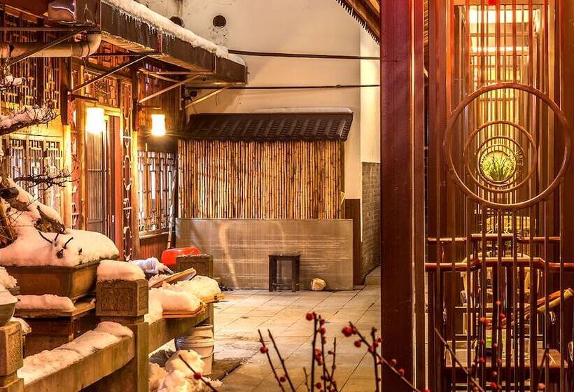 פנסיון Ftys Hostel