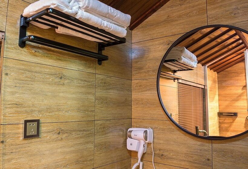 פנסיון Ftys Hostel