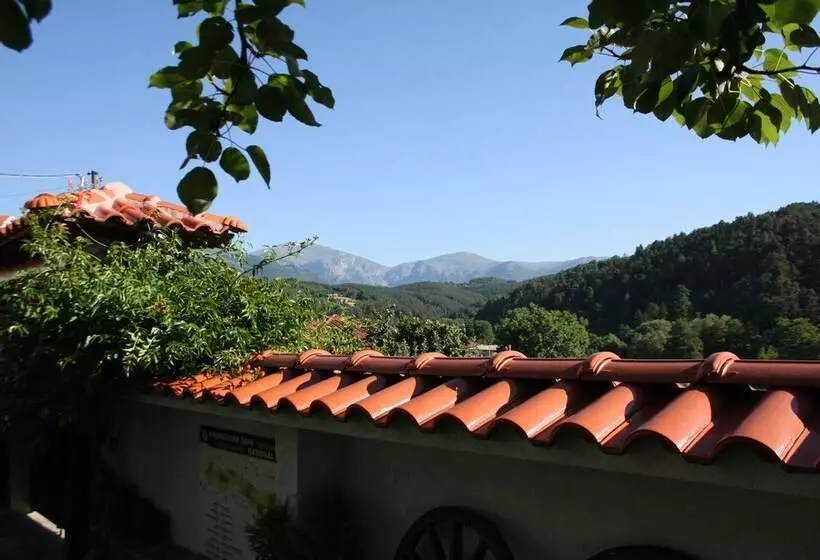 ペンション Iliikova House