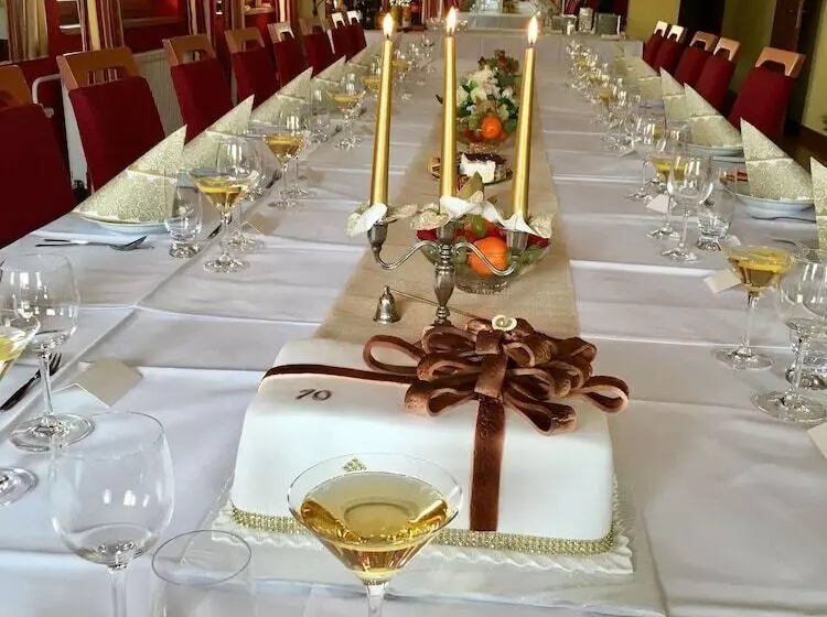 ペンション Penzión Tavel