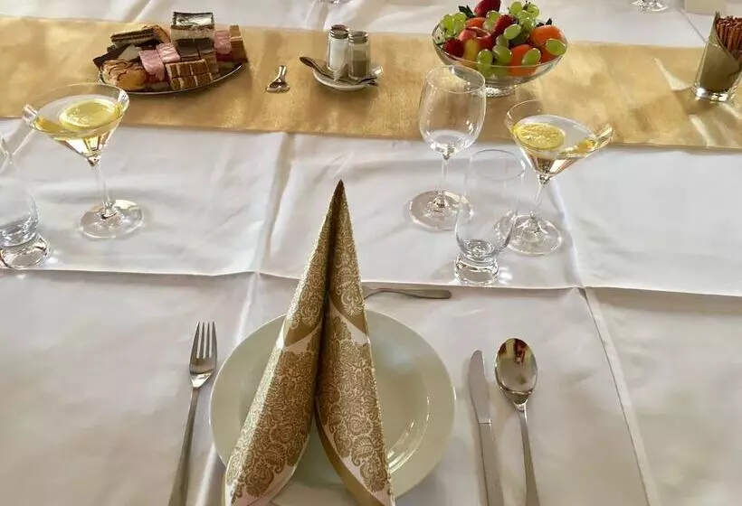 ペンション Penzión Tavel