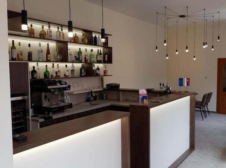 פנסיון Penzión Tavel