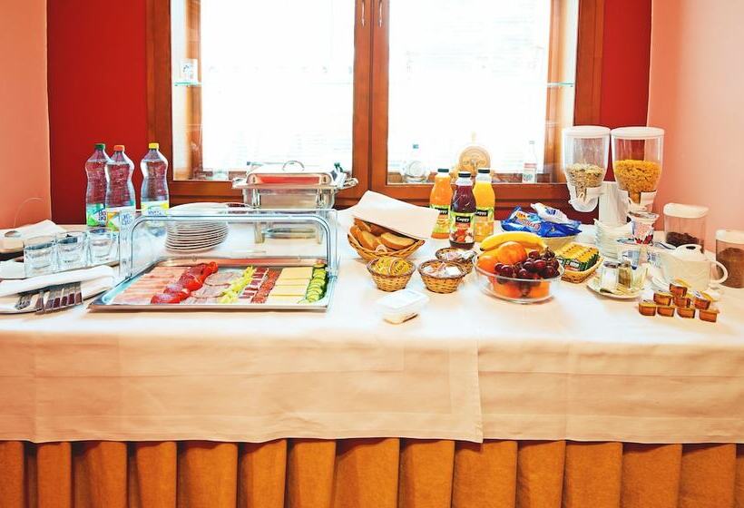 פנסיון Penzión Tavel