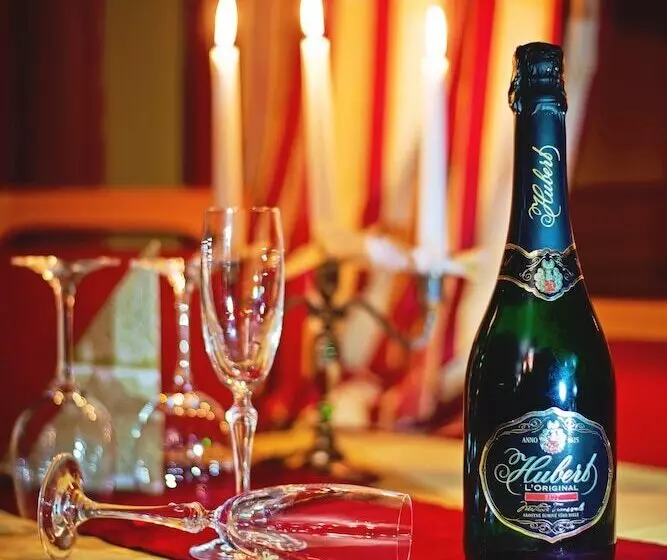 ペンション Penzión Tavel