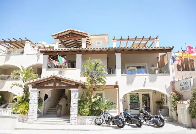 簡易ホテル Regina Simius