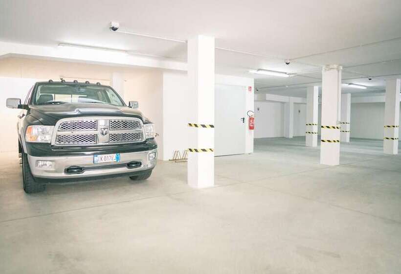 فندق فئة نجمة واحدة Regina Simius