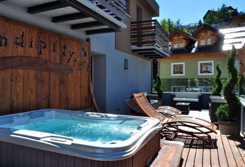 مسافرخانه Serendipity