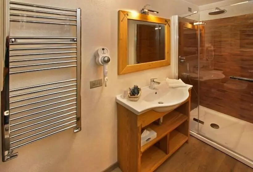 簡易ホテル Serendipity