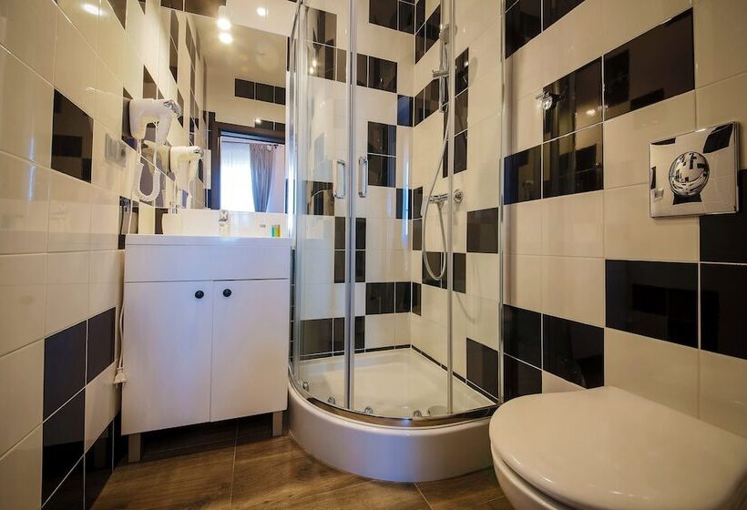 هتل Boogie Aparthouse Old Town