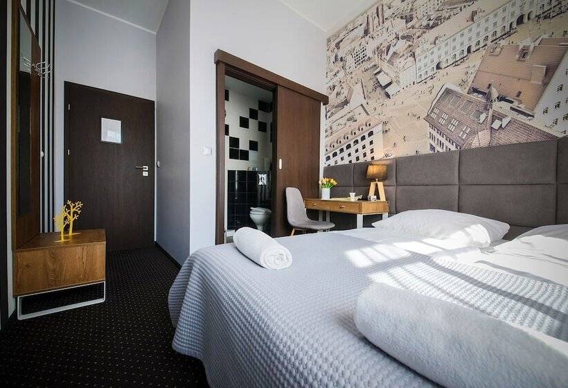 هتل Boogie Aparthouse Old Town