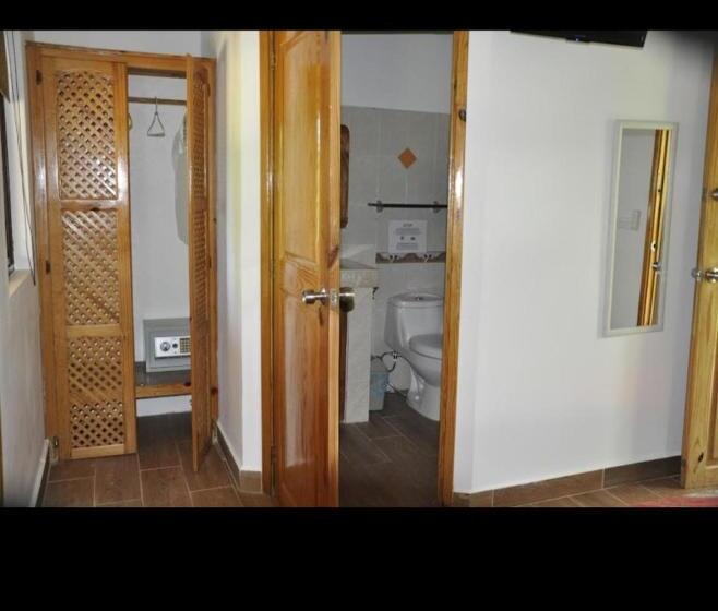 هتل Piedra Marron