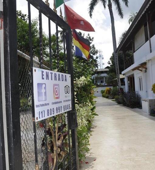 هتل Piedra Marron