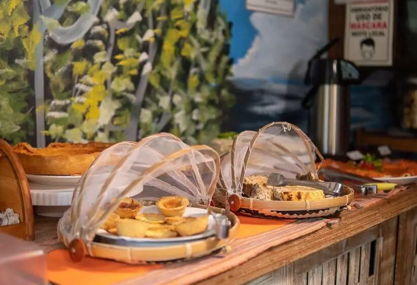 Hotelli Pv Pousada Passarela Da Vila