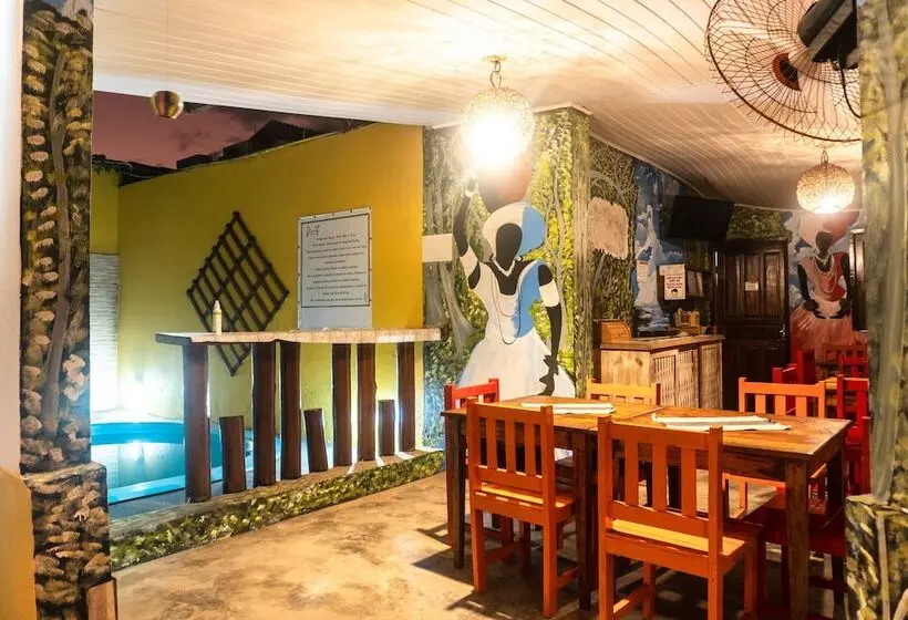 Hotelli Pv Pousada Passarela Da Vila