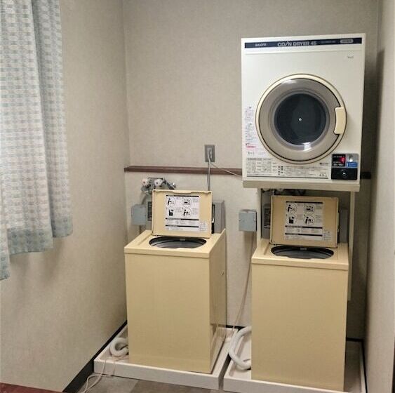 בית מלון כפרי West Inn Fujiyoshida