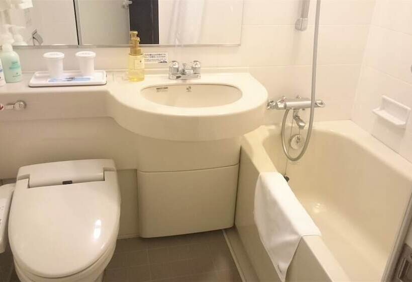 בית מלון כפרי West Inn Fujiyoshida