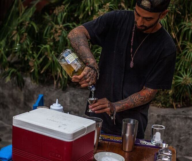 La Iguana Perdida Hostel