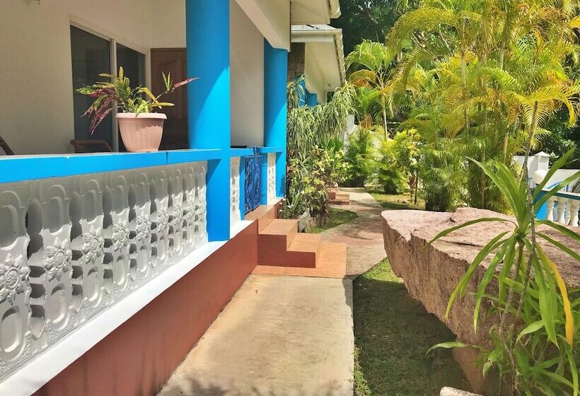 پانسیون Acquario Guesthouse