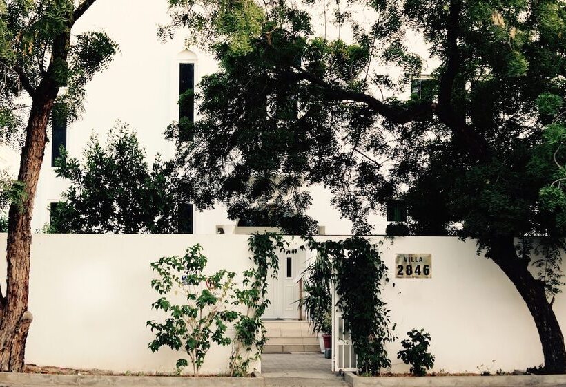 پانسیون Behlys Villa