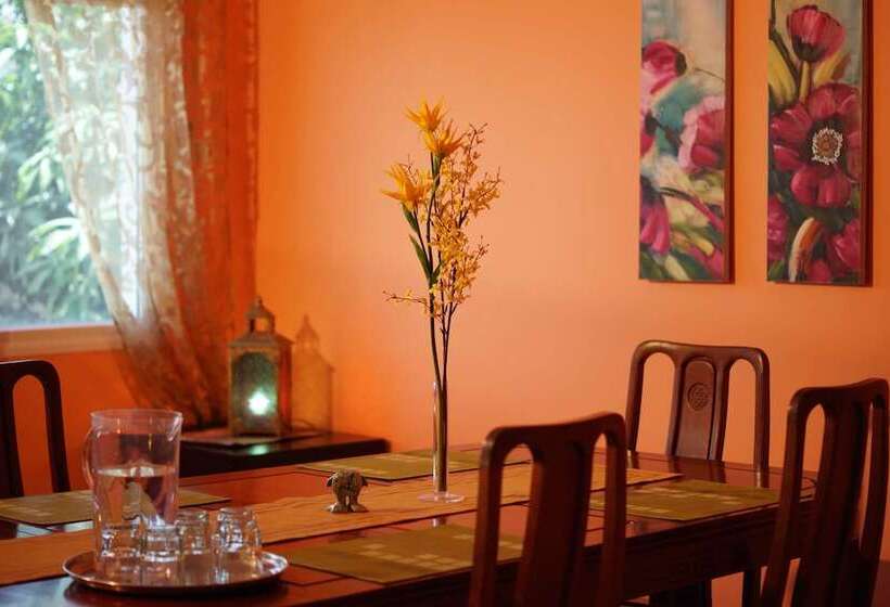 پانسیون Behlys Villa