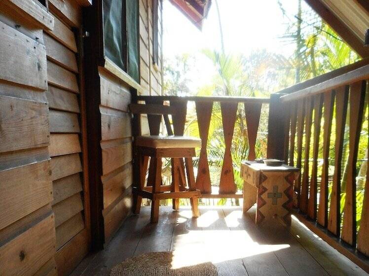 پانسیون Chippewa Village