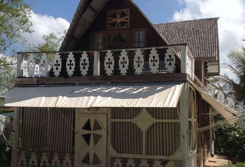 پانسیون Chippewa Village