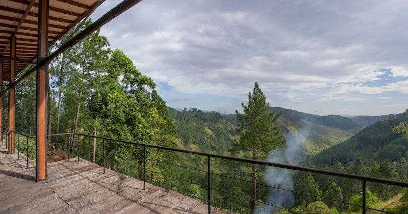 بنسيون Nalanda Residence