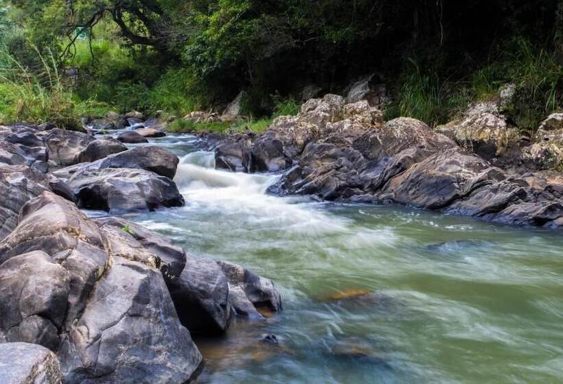 بنسيون Nalanda Residence