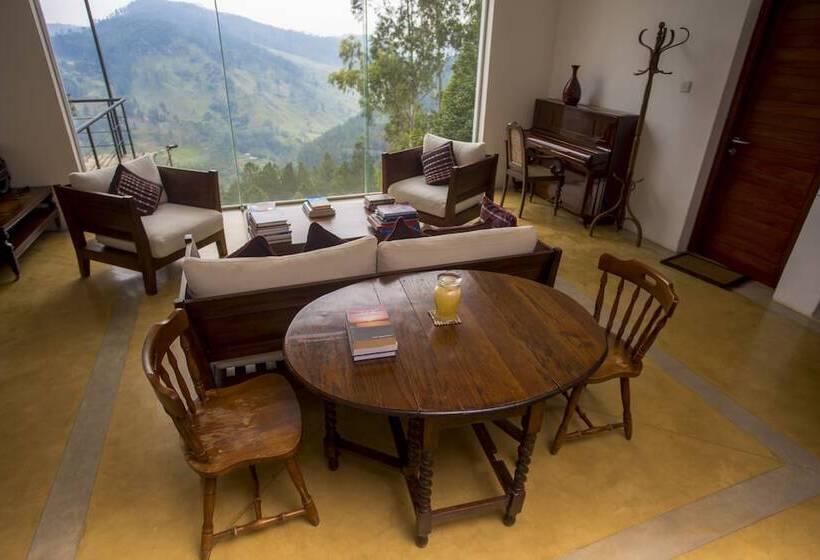 بنسيون Nalanda Residence