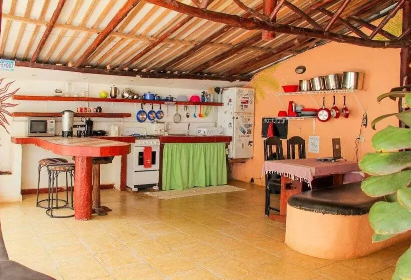 Pura Vida Hostel