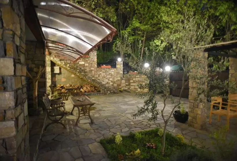 Santa Marina Guesthouse