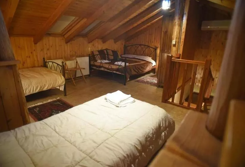 Santa Marina Guesthouse