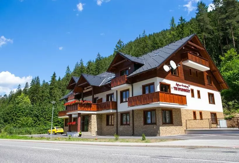 Apartmány Tri Studničky