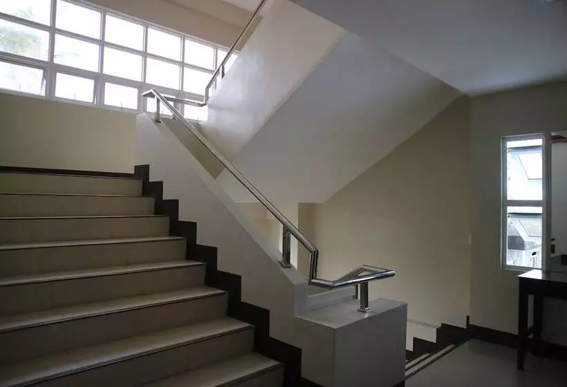 Gateway 21 Hotel And Dormitel