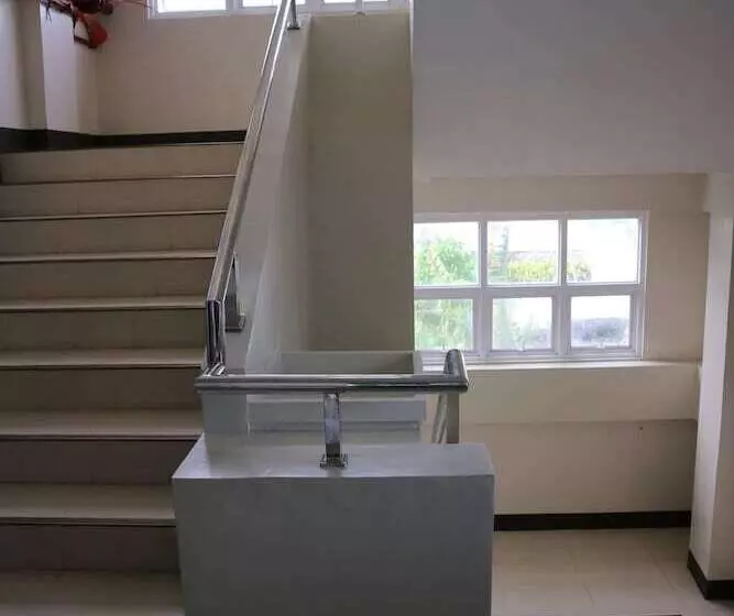 Gateway 21 Hotel And Dormitel